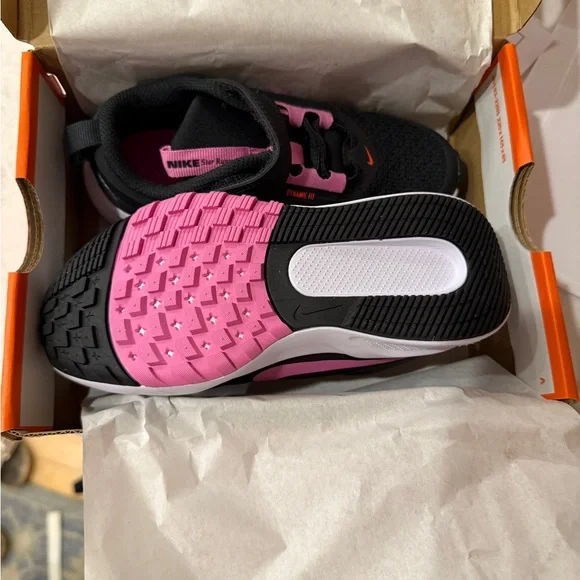 Nike Kids Black and Pink Sneakers - Picture 3 of 5